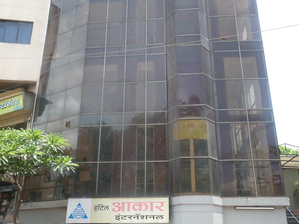 Oyo Flagship 37830 Hotel Aakar International 사타라 외부 사진
